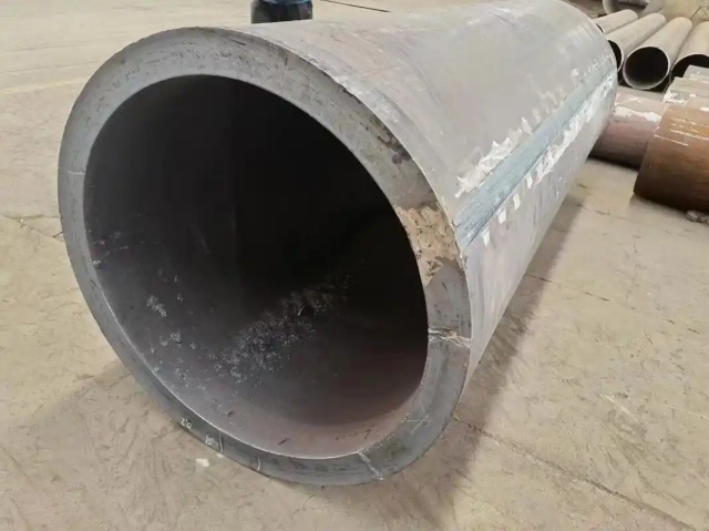 西峰30CrMo大口径无缝钢管
